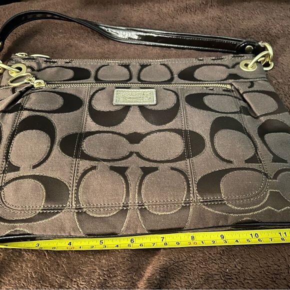 Coach Crossbody Chocolate Brown - Picture 4 of 9
